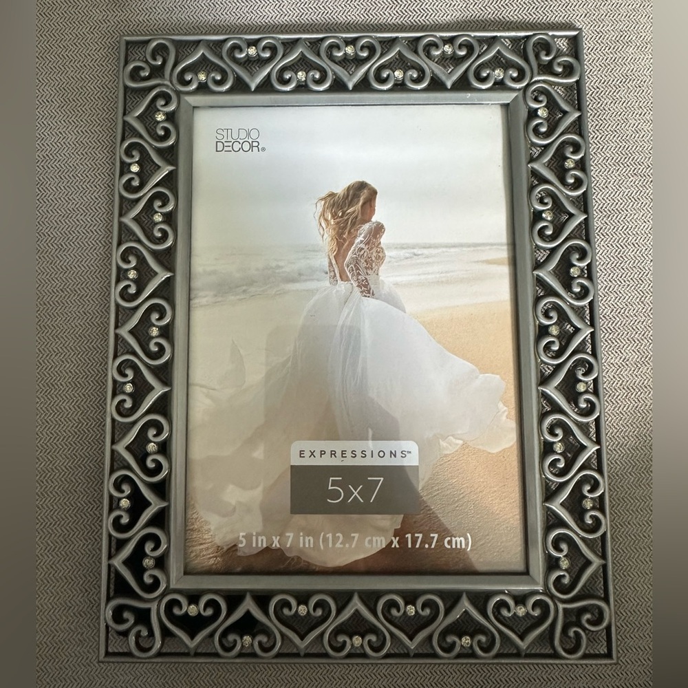 Studio Decor Grey/Silver Photo Frame